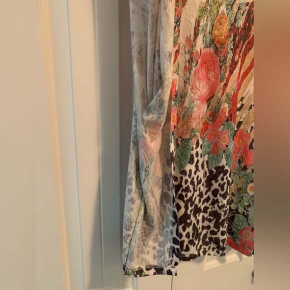 Vintage Concept Blouse Animal & Floral Print Women’s Med Dolman Sleeves - Picture 8 of 8